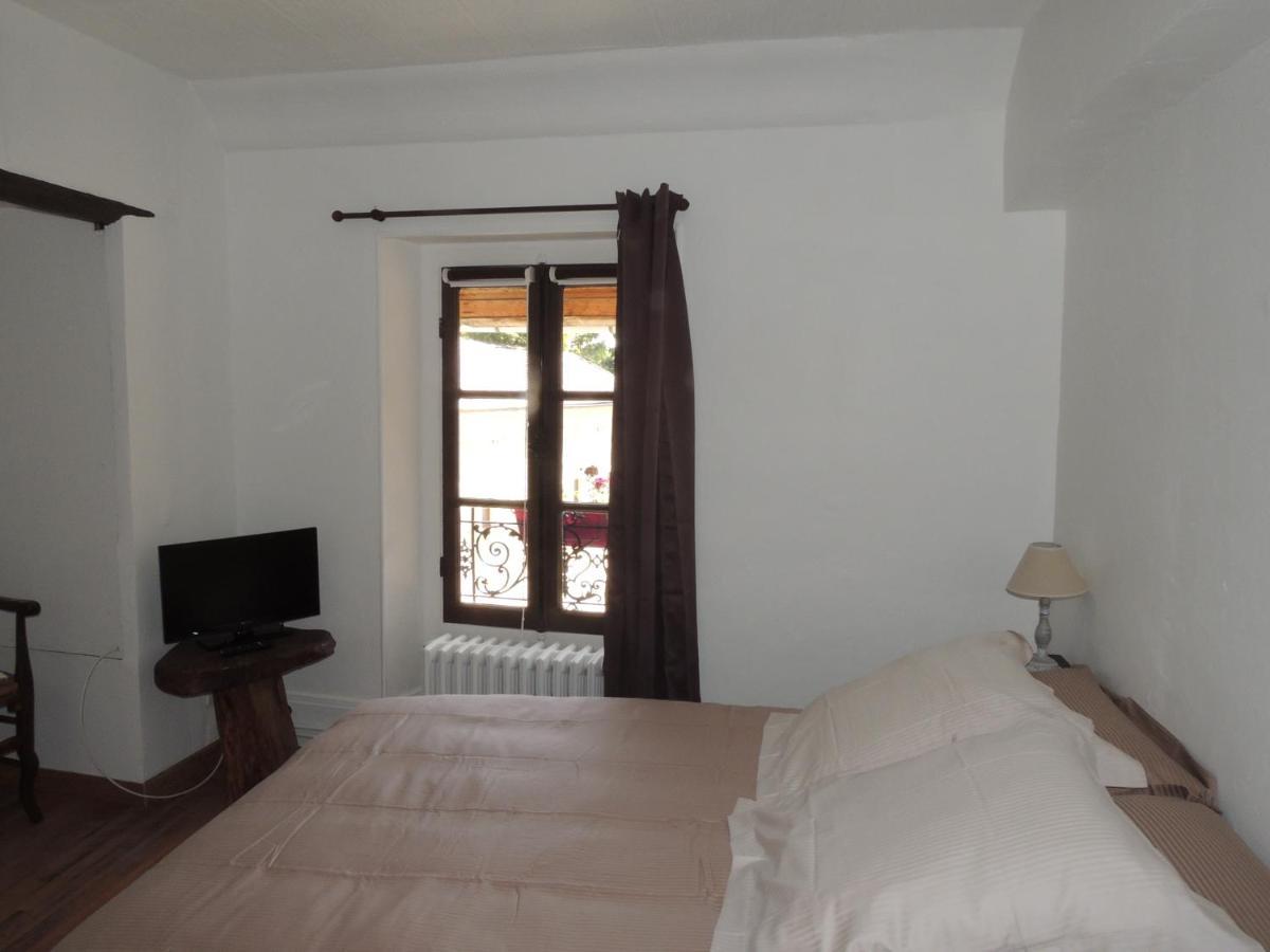 Ilot Bonheur Hotell Ury Exteriör bild